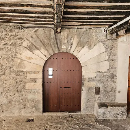 En El Corazon De Baga, Precioso Pueblo Medieval * 바카