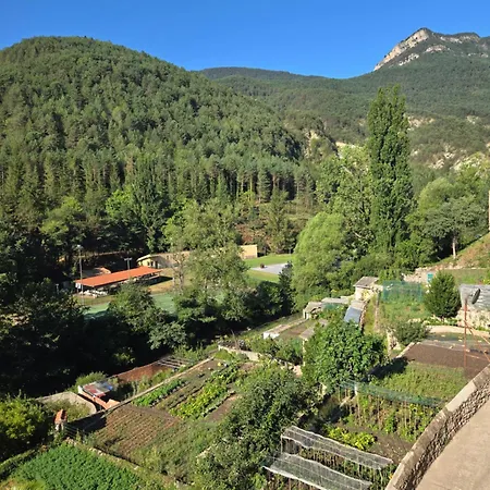 En El Corazon De Baga, Precioso Pueblo Medieval *